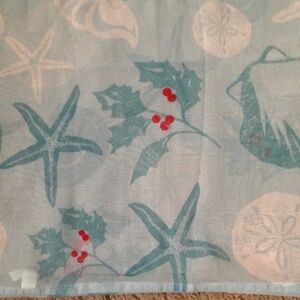 Scarf/wrap with Holly and berries